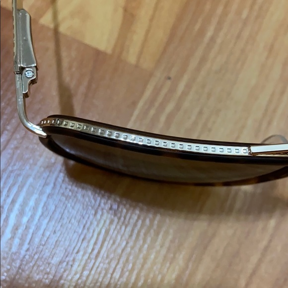 Vintage Tortoise Sunglasses - Picture 7 of 9